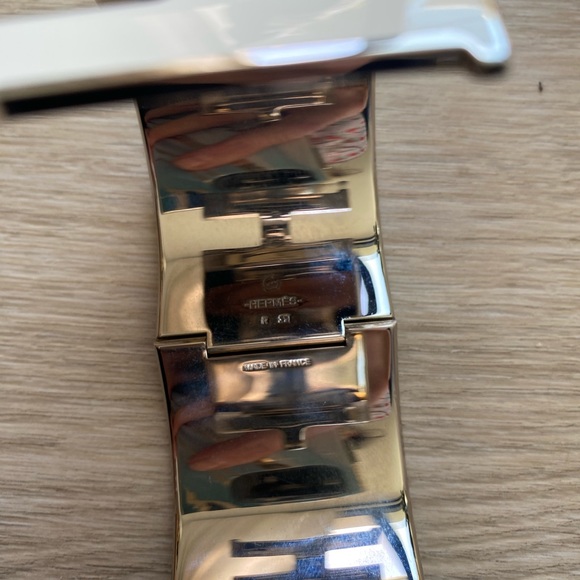 Extra Wide Vintage HERMES clic clac PM cuff. Drop dead gorgeous - Picture 7 of 7